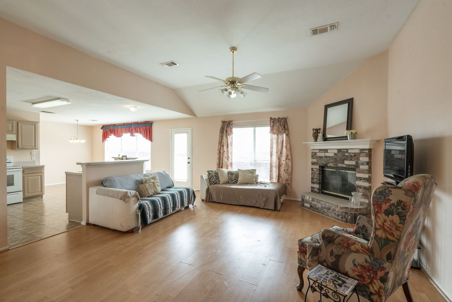 7302 Fossil Hill Drive | Arlington | Texas | 76002 header image.