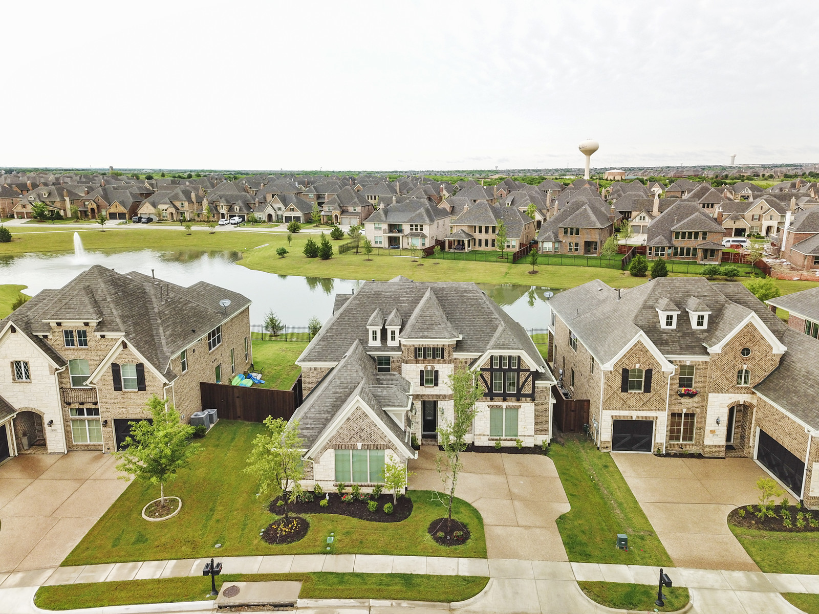 5,300 Reasons to Be Happy You’re a Homeowner header image.