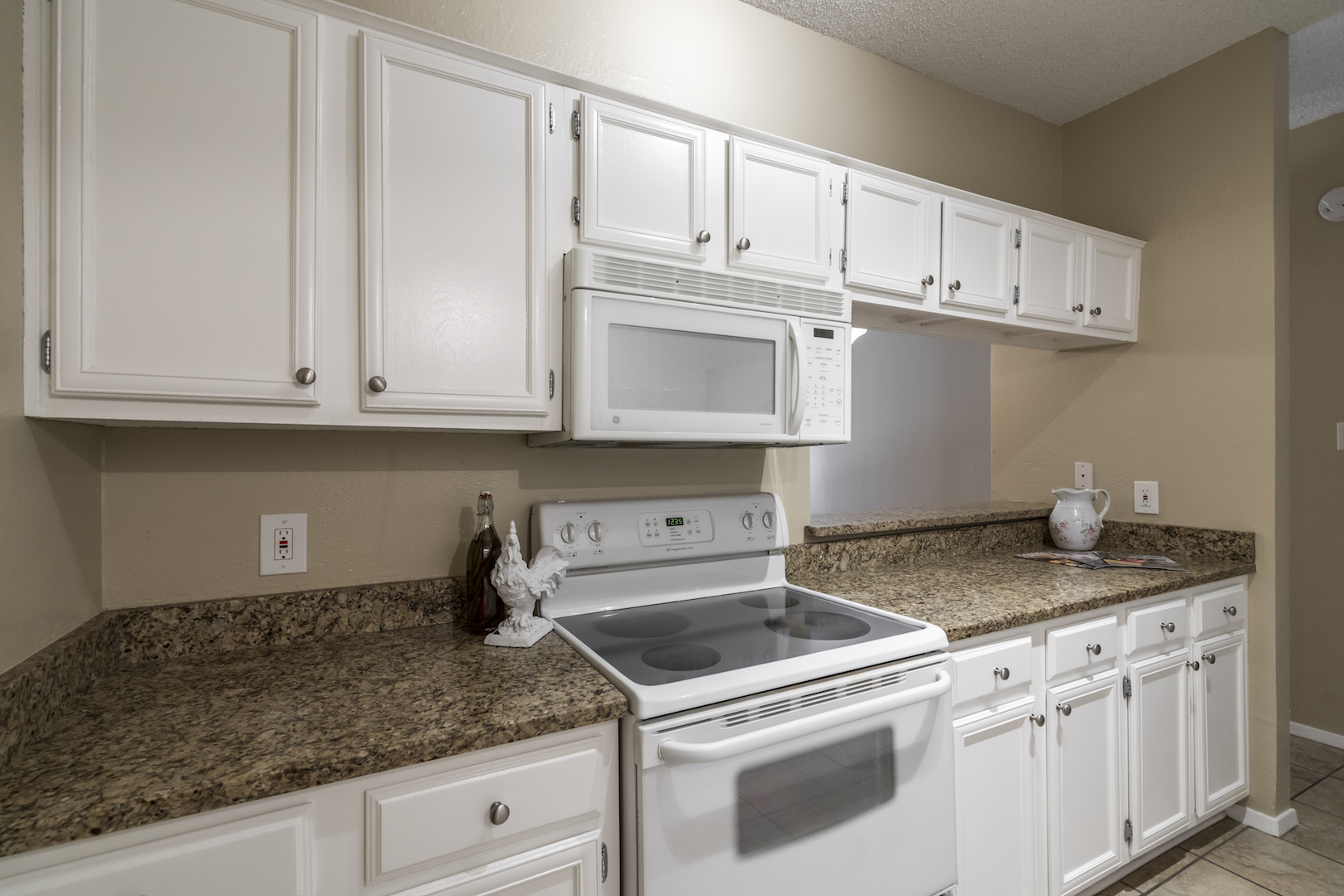 5550 Spring Valley Road #C25 | Dallas | TX | 75254 header image.