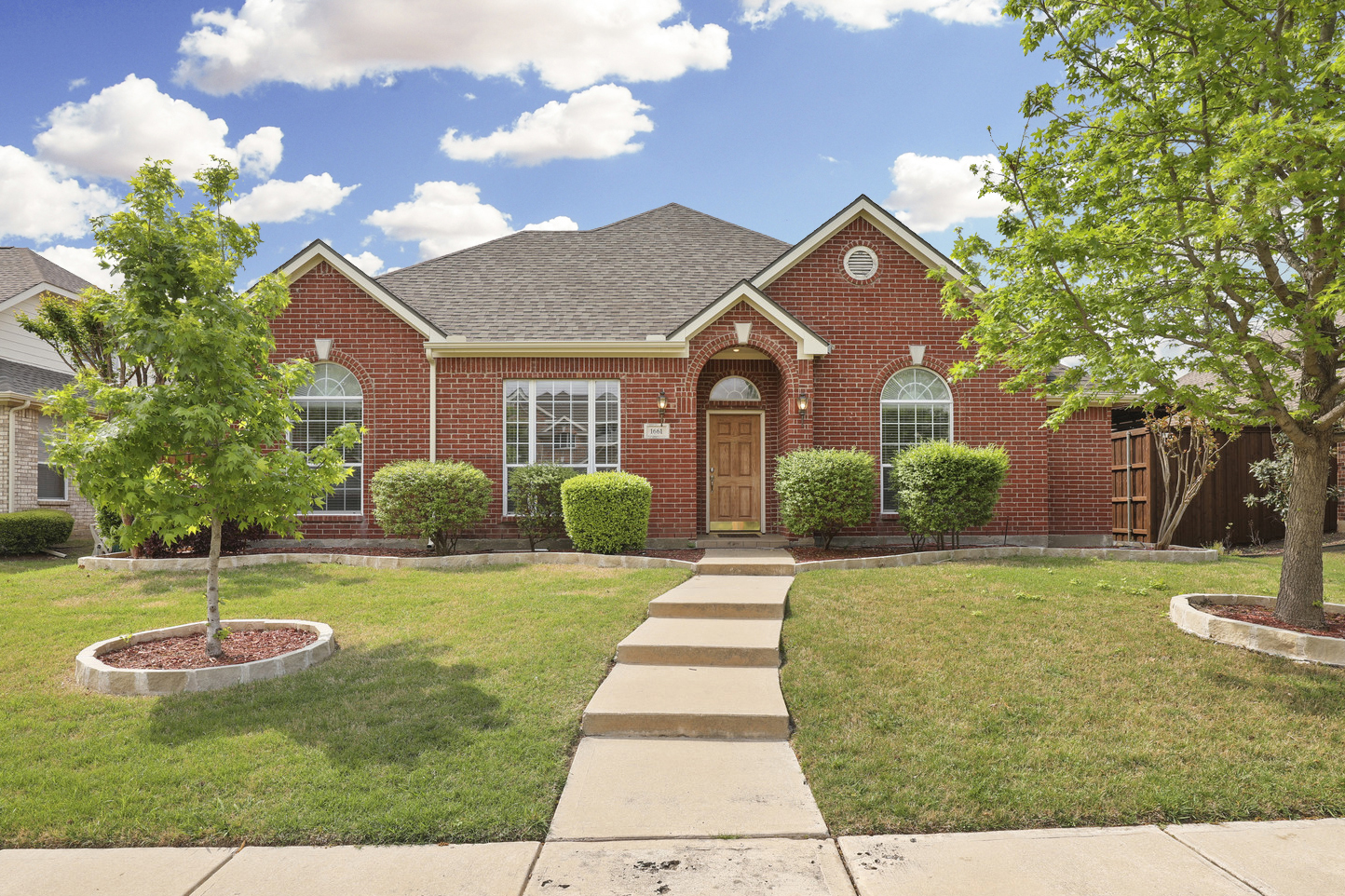 1661 Knoll Wood Court | Frisco | Texas |  75034 header image.