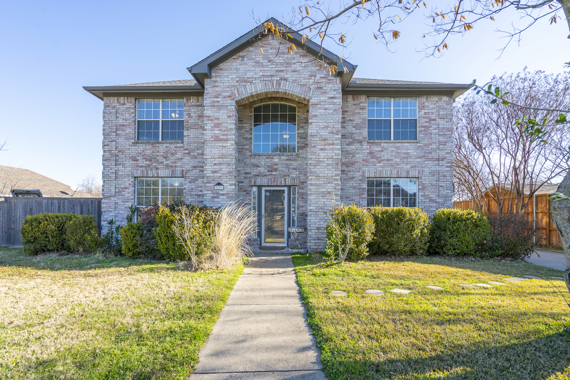 311 Foxwood Lane | Wylie | Texas | 75098 header image.