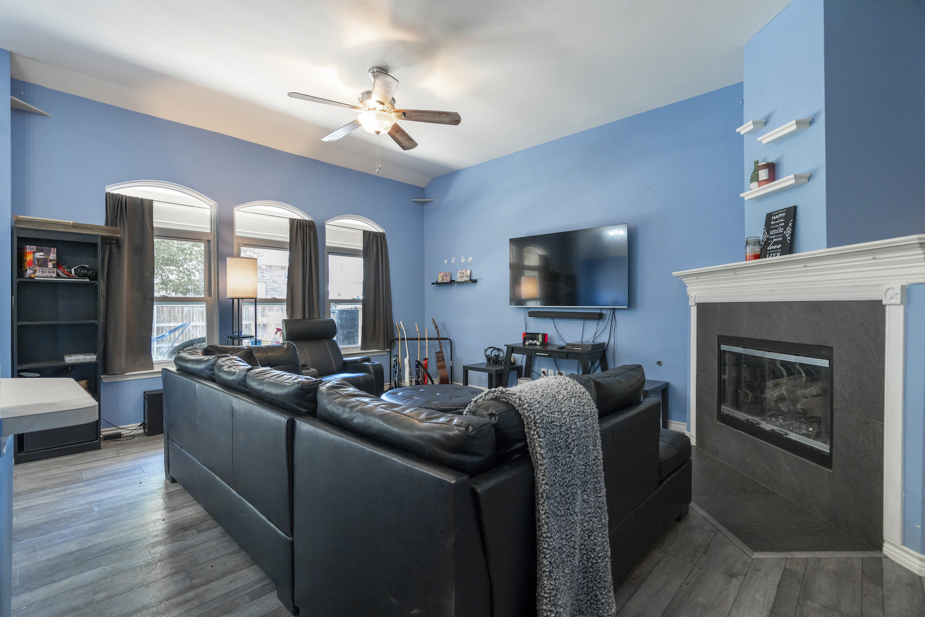 605 Crystal Brook Drive | Saginaw | Texas | 76179 header image.