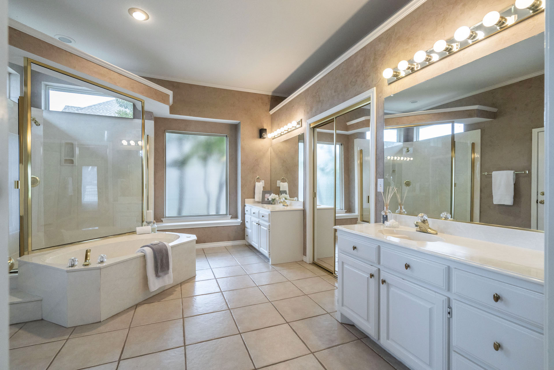 812 Lakewood Drive | Mckinney | Texas | 75072 header image.