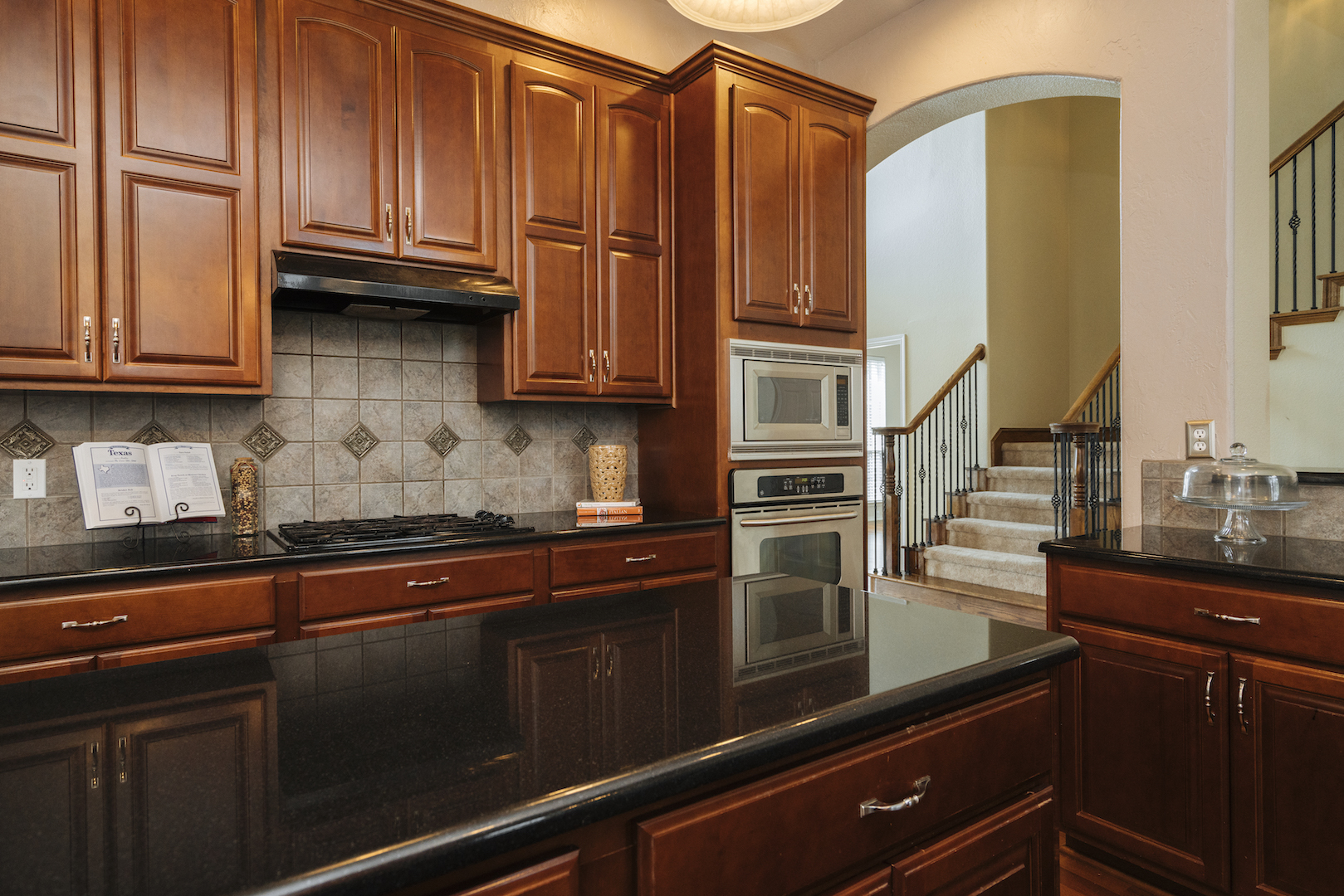 8124 Peacock Ln | Frisco | TX | 75035 header image.