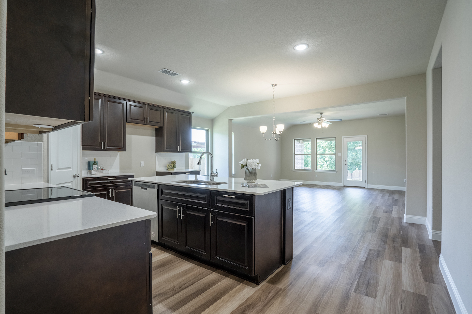 2821 Megan St | Denton | Texas | 76209 header image.