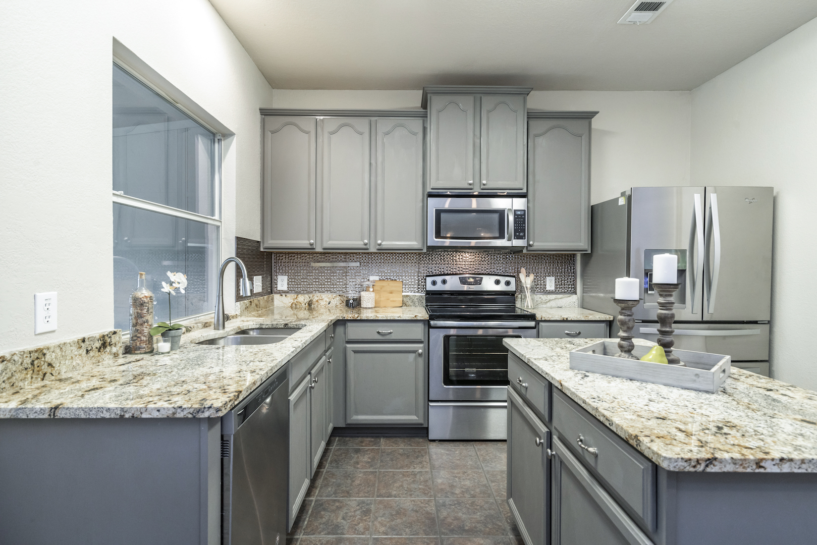 1135 Golden Eagle Ct | Aubrey | TX | 76227 header image.