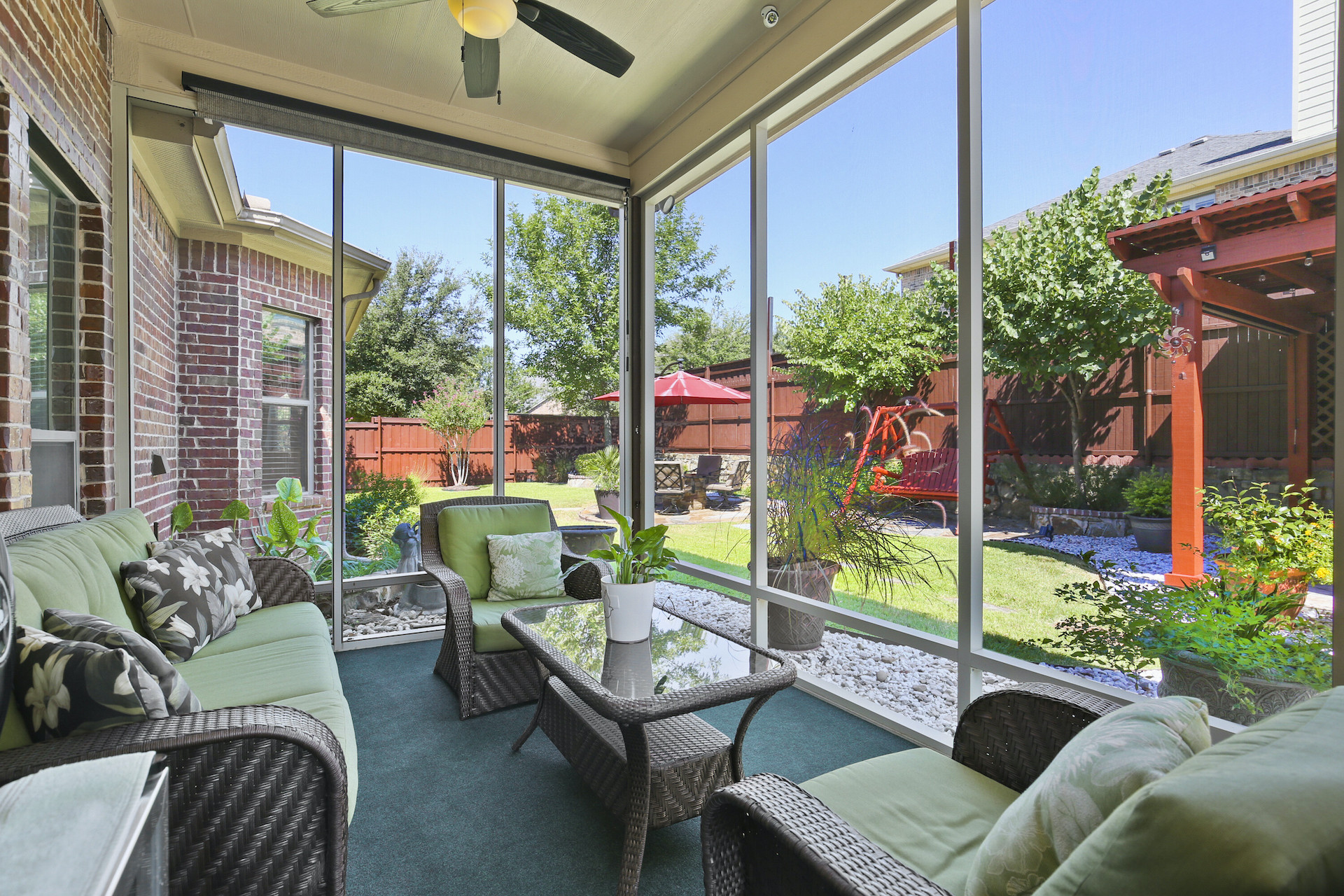 6715 Natures Way | Dallas | Texas | 75236 header image.