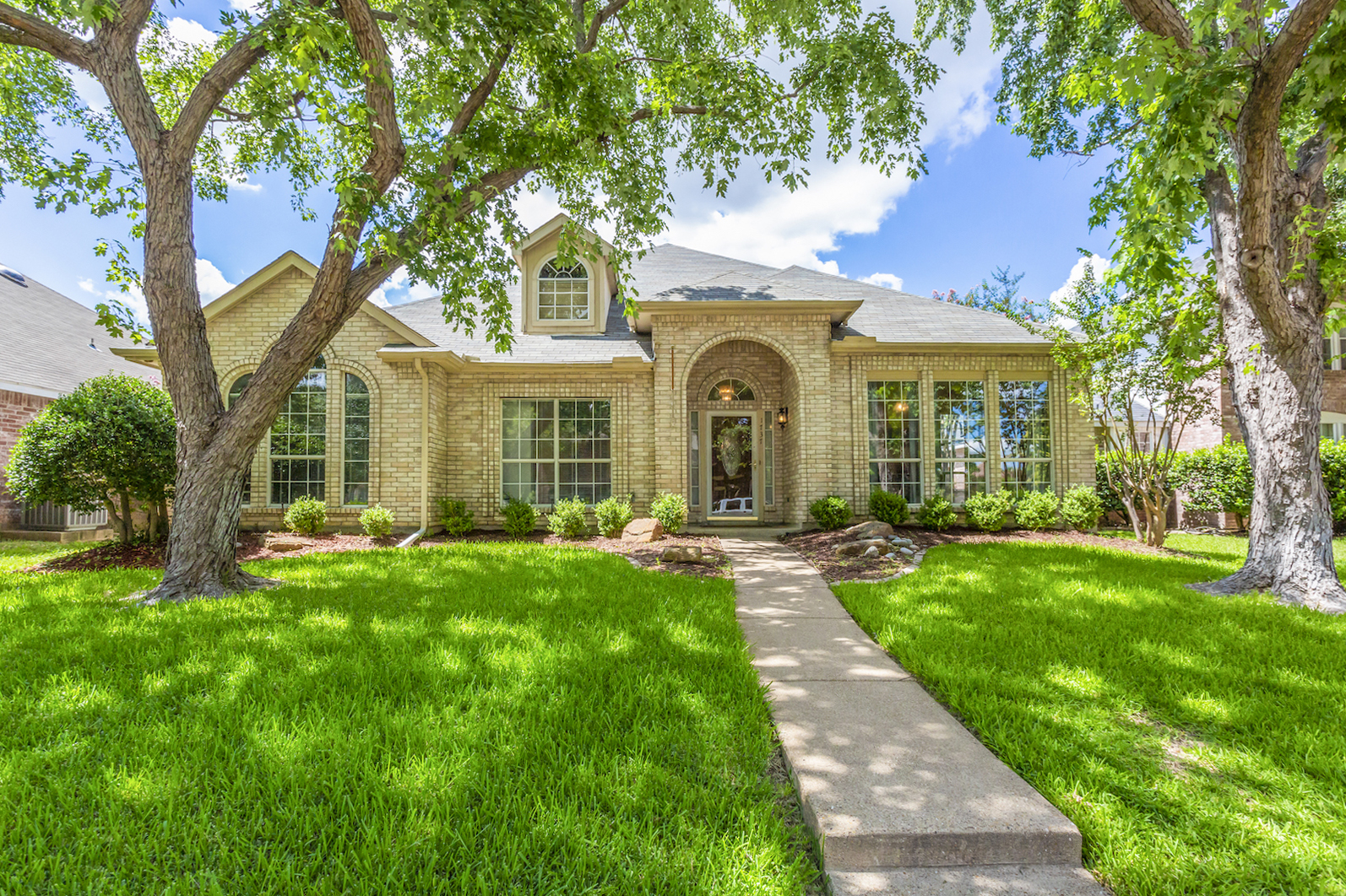 1737 Sheffield Drive | Garland | TX | 75040 header image.