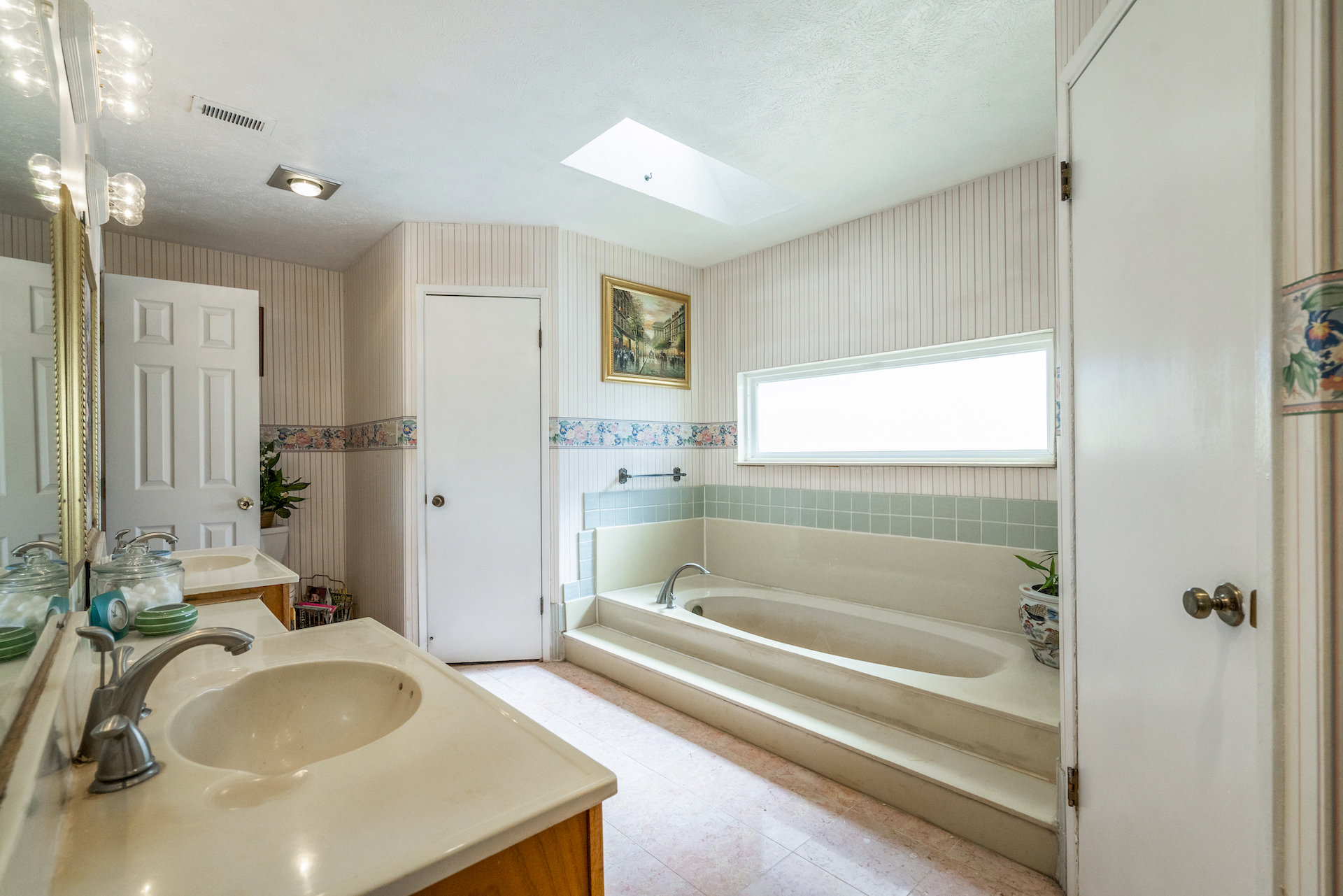 4704 Strickland Ave | The Colony | Texas | 75056 header image.