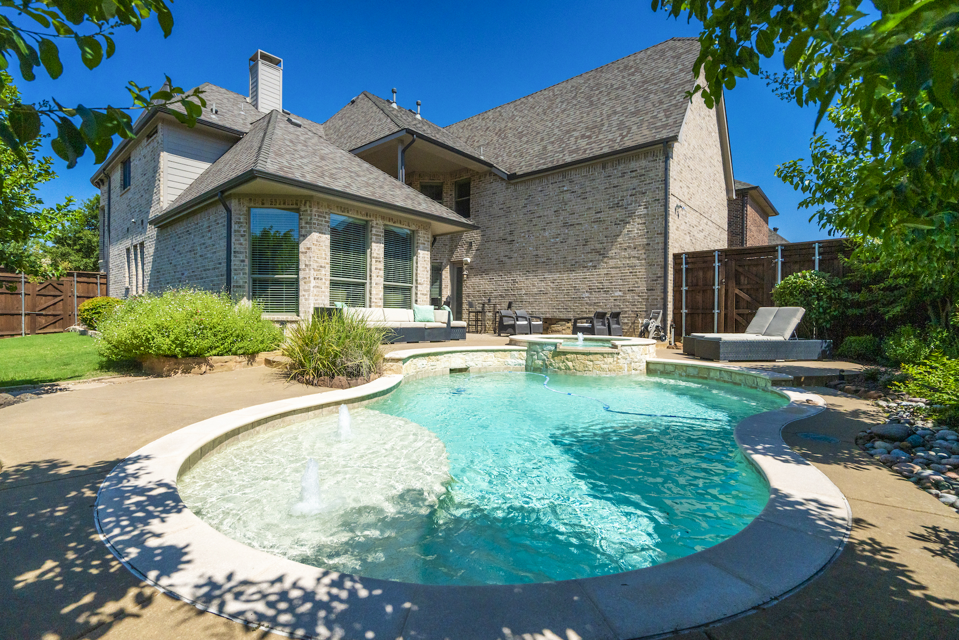 11124 Berkeley Hall Lane | Frisco | Texas | 75033 header image.