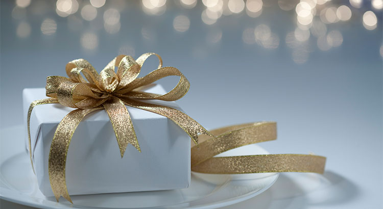 7 Reasons to List Your House For Sale This Holiday Season header image.