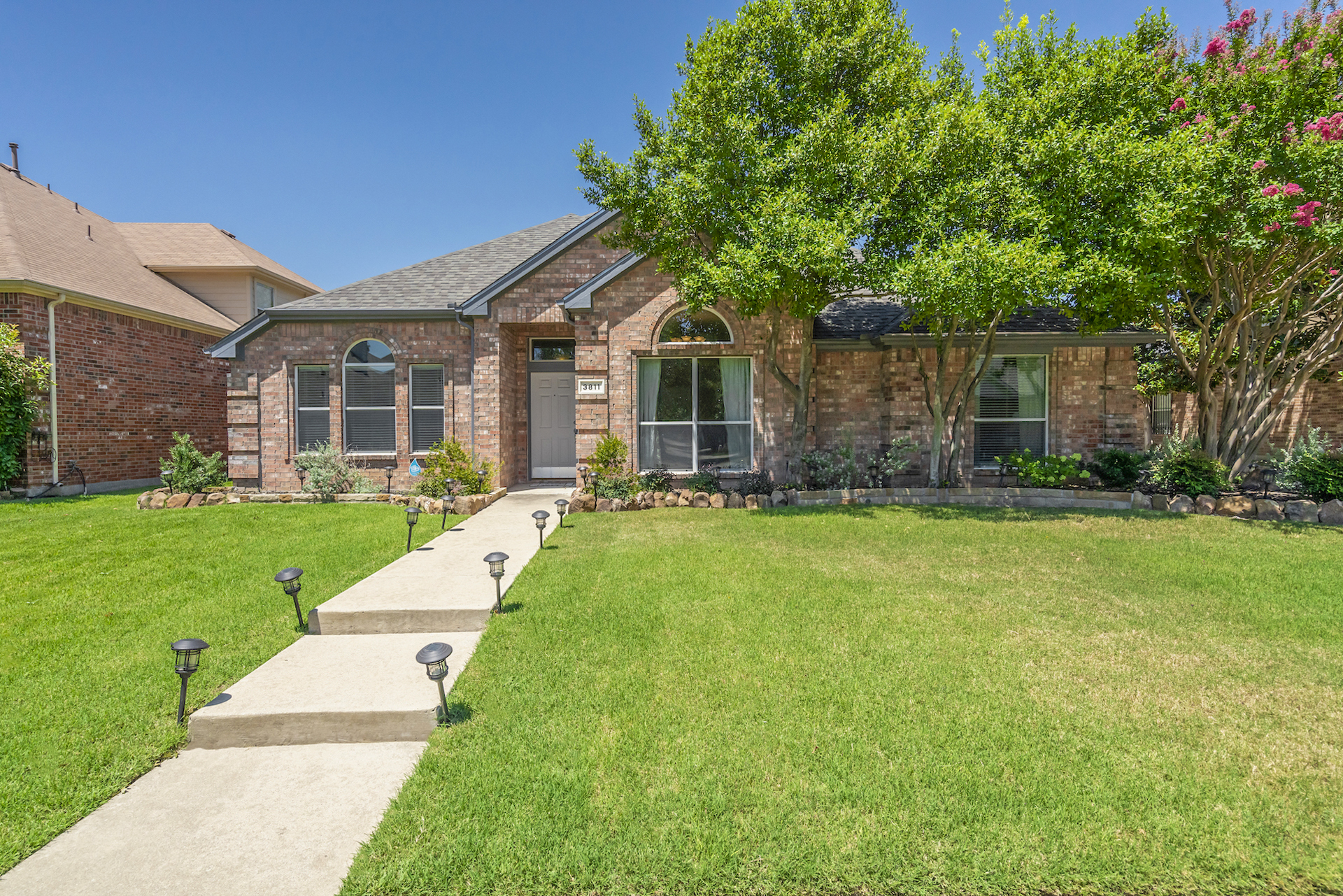 3811 Strattford Drive | Frisco | TX | 75035 header image.
