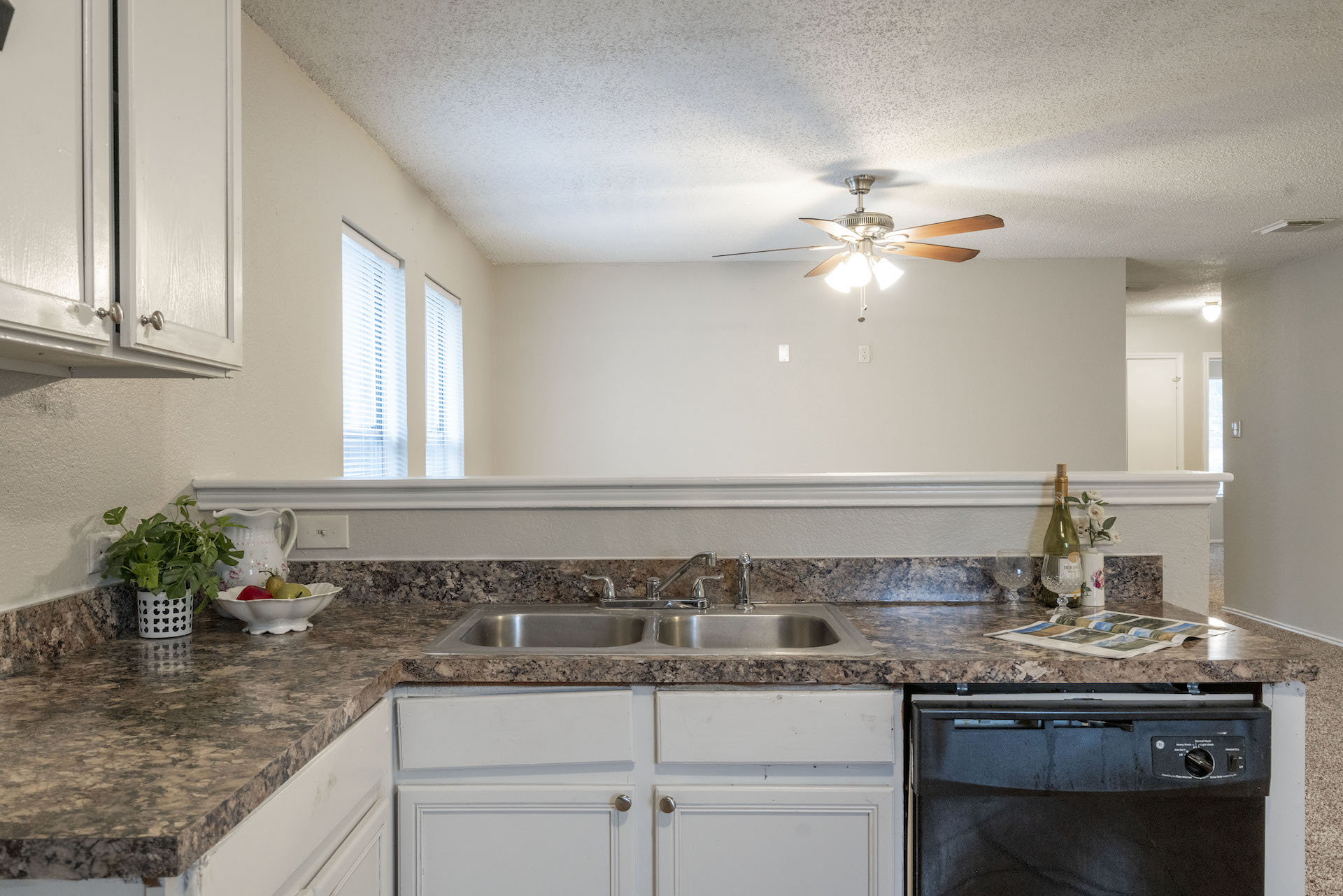 7539 Rice Ln | Dallas | Texas | 75241 header image.