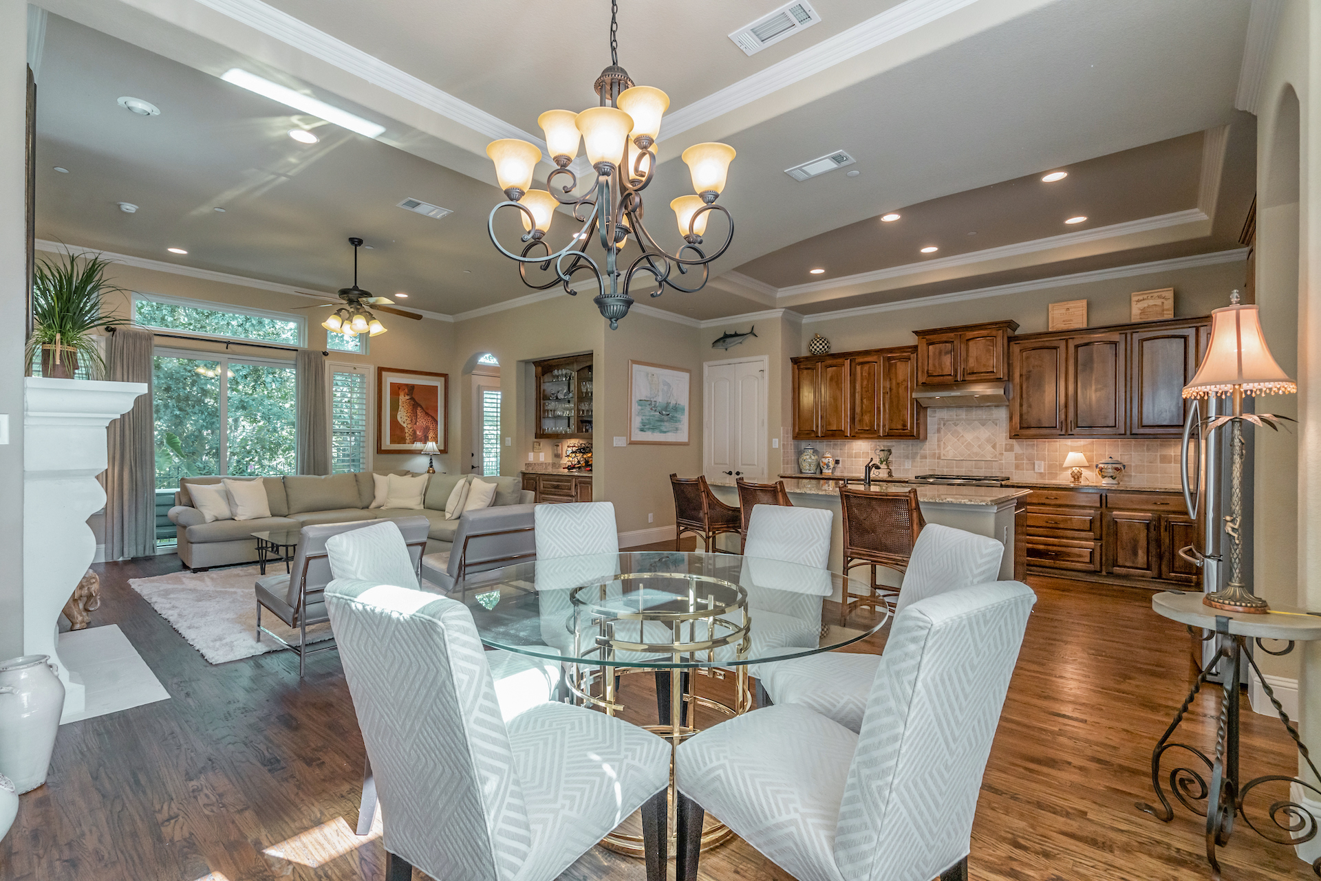 2821 Creekway Dr | Carrollton | Texas | 75010 header image.