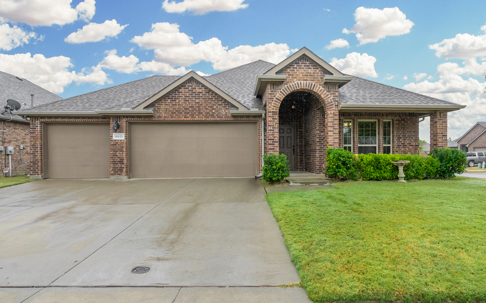 8057 Whitehart St | Frisco | Texas | 75035 header image.