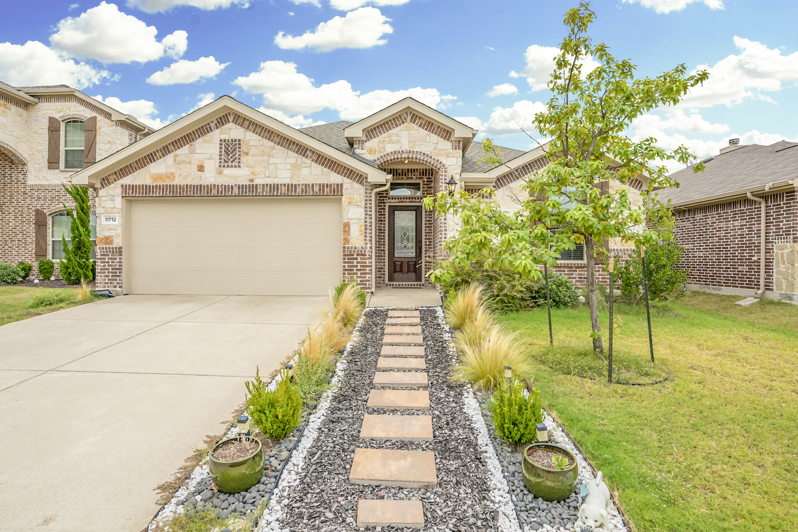 11712 Champion Creek Drive | Frisco | Texas | 75036 header image.