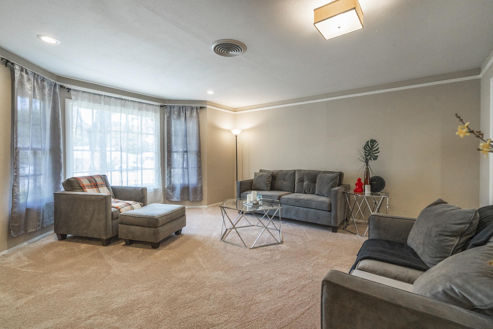 7209 Ellis Rd | Fort Worth | Texas | 76112 header image.